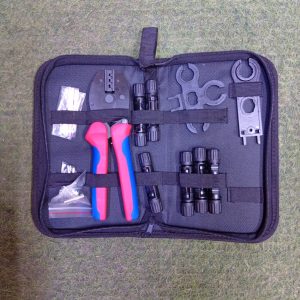 mc4 crimping with connectors